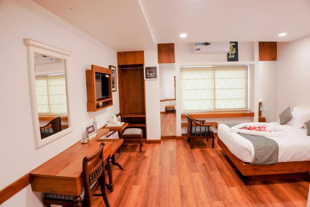 Perintalmanna Mpsroyalsuites מראה חיצוני תמונה