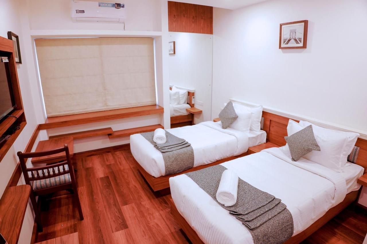 Perintalmanna Mpsroyalsuites מראה חיצוני תמונה