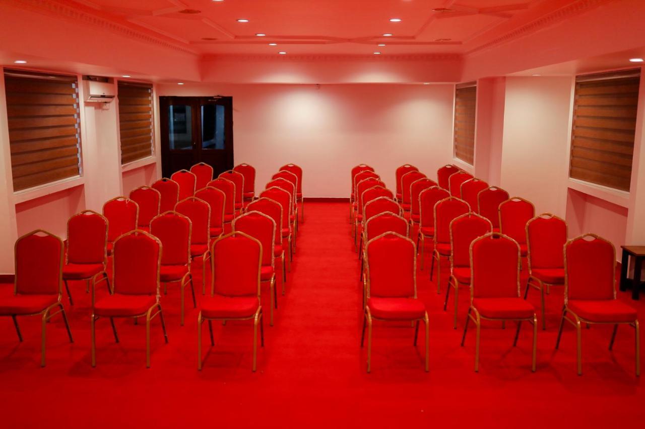 Perintalmanna Mpsroyalsuites מראה חיצוני תמונה